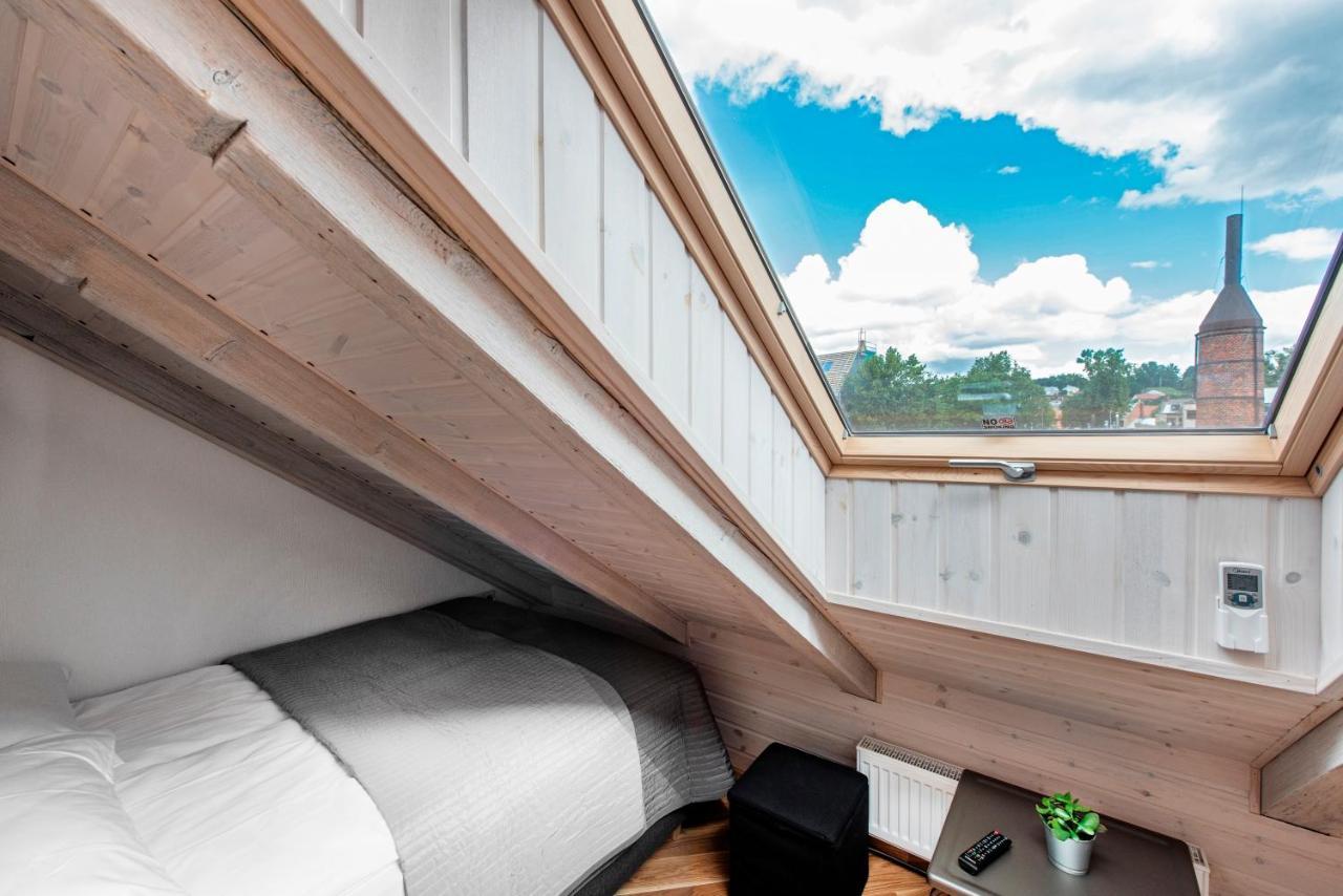 Small Attic Rooms In Kaunas Old Town Bagian luar foto